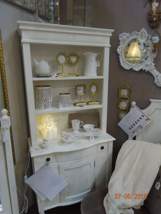 Vaisselier bois blanc et gris patiné shabby