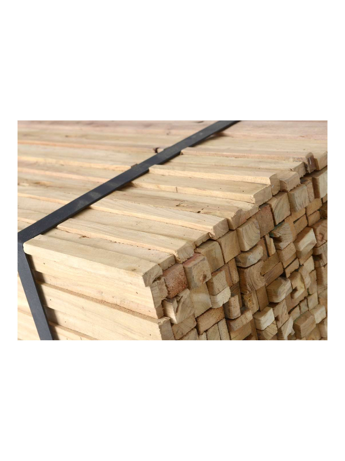 Table basse lames de bois et métal sur roues