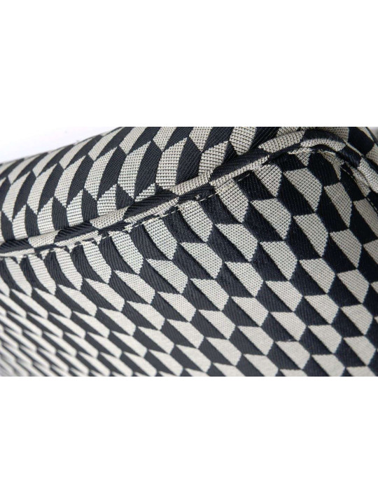Fauteuil bas motifs noir et gris clair