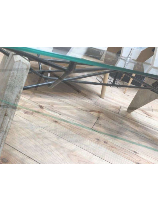 Table salon contemporaine structurale