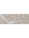 Armoire sculptée orientale blanchie