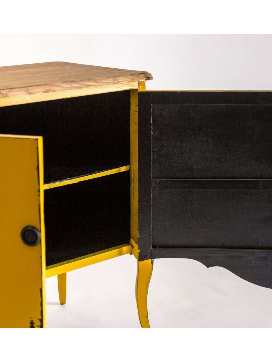 Buffet jaune vieilli baroque