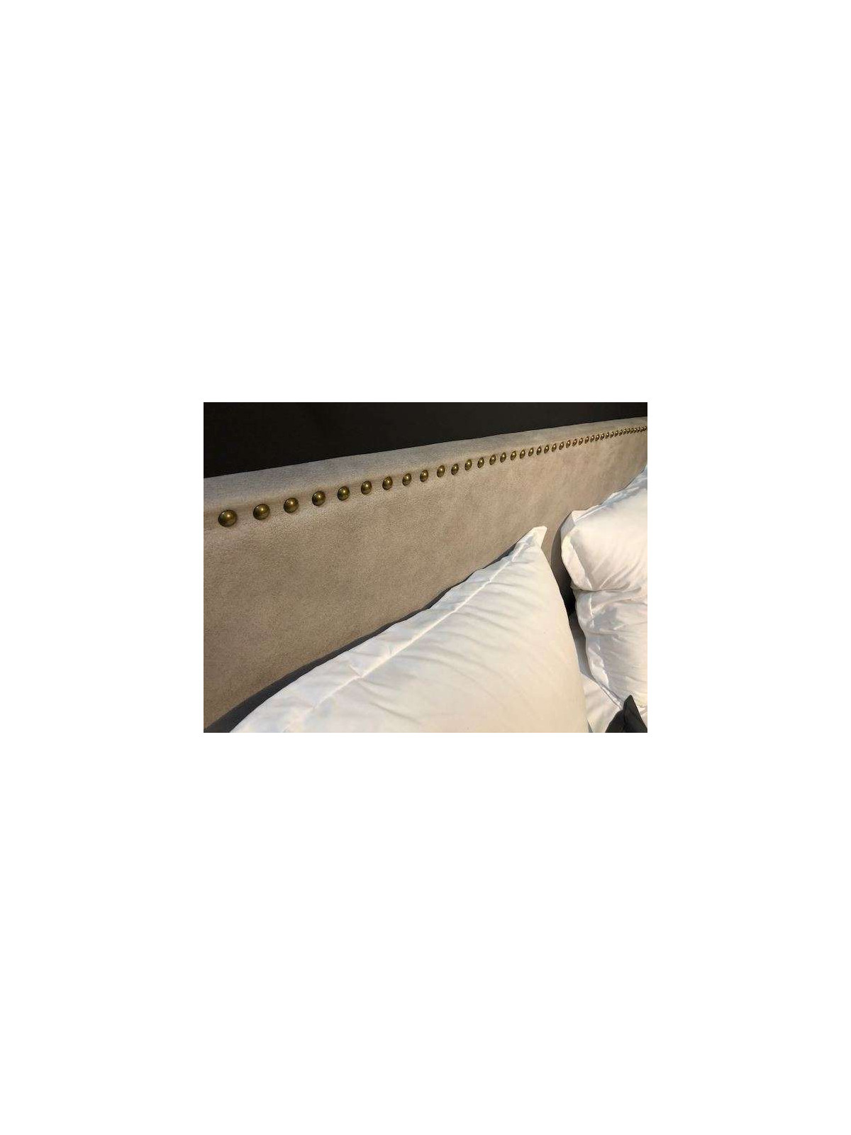 Tête de lit cloutée grise 180 cm