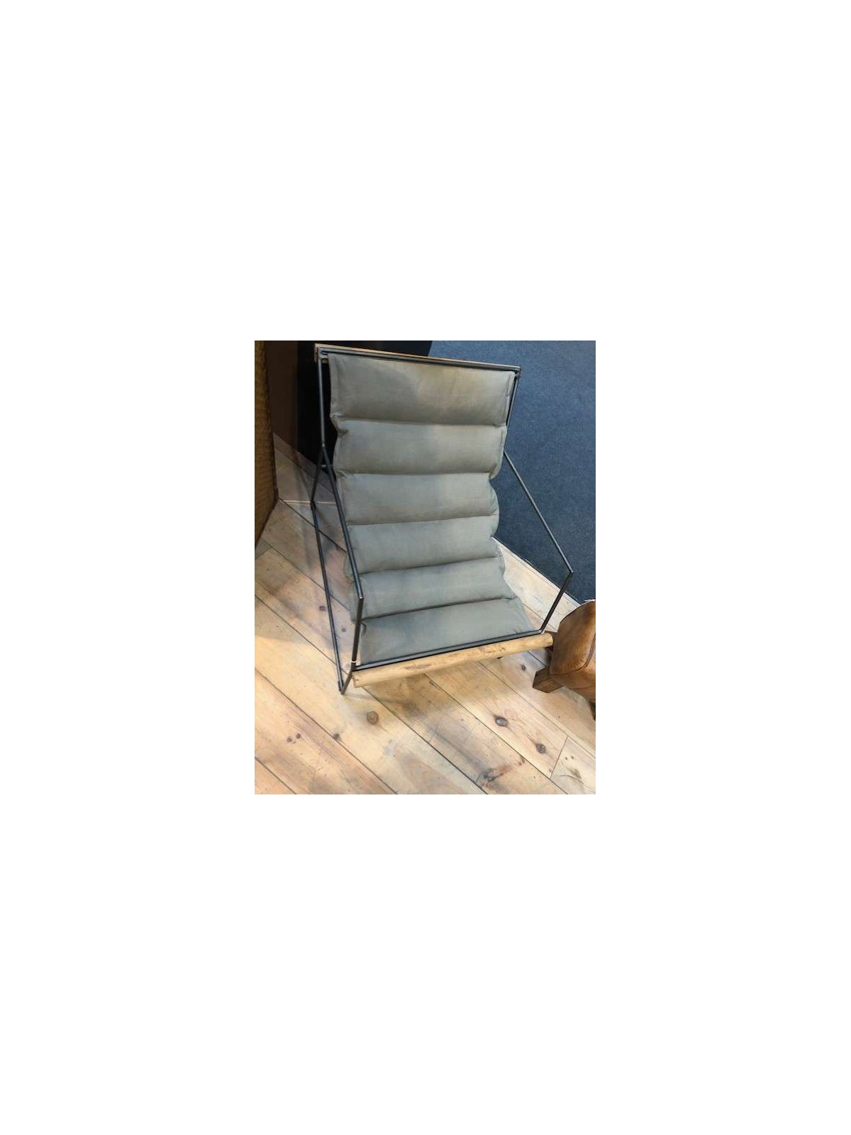 Fauteuil kaki industriel