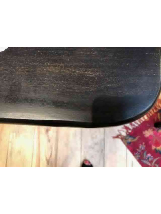 Table noir en bois chic