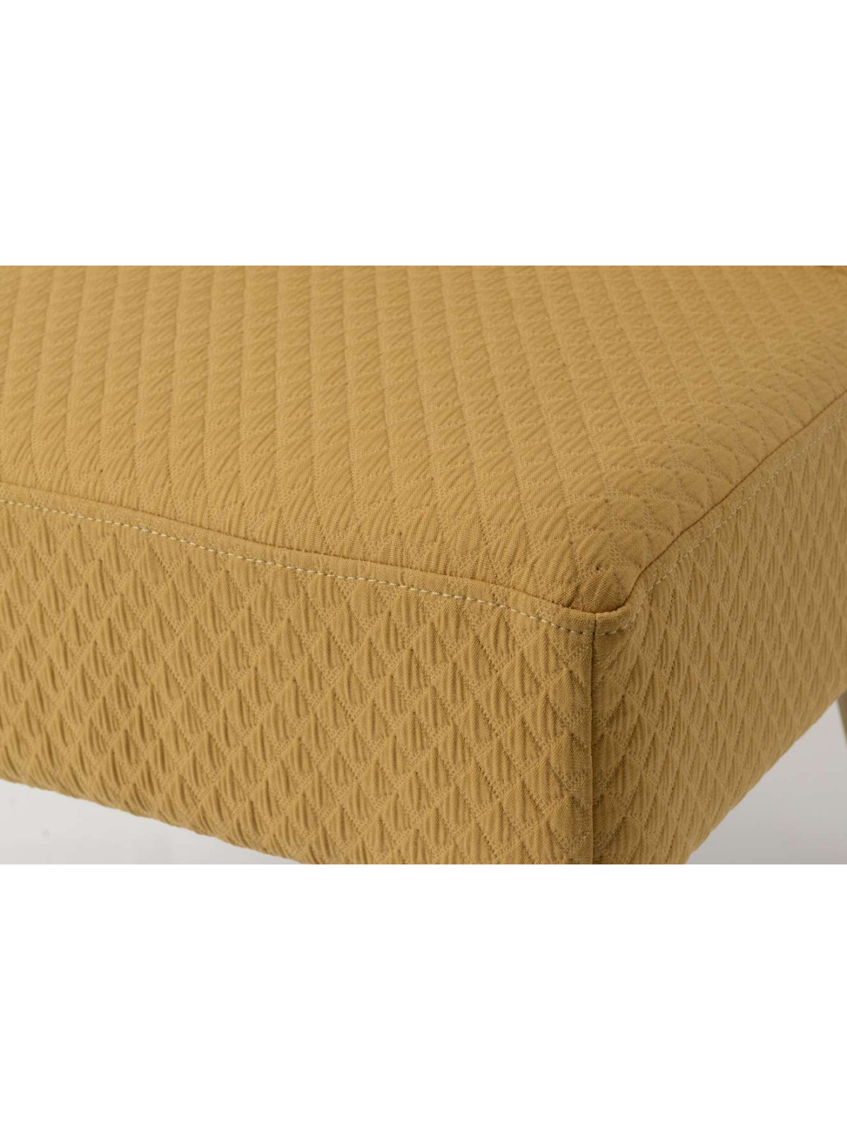 Fauteuil bas jaune Lou Amadeus