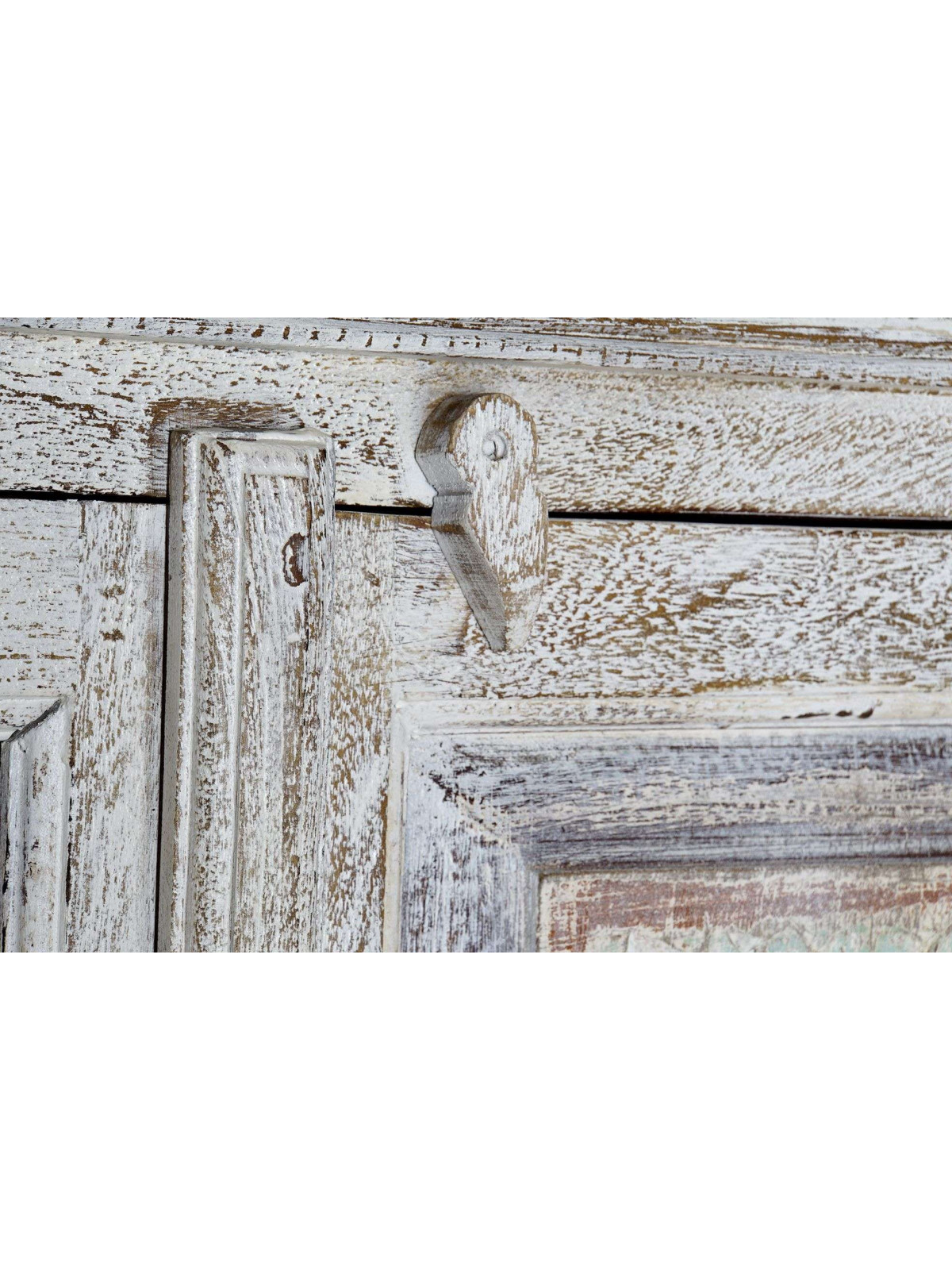Armoire indienne blanchie