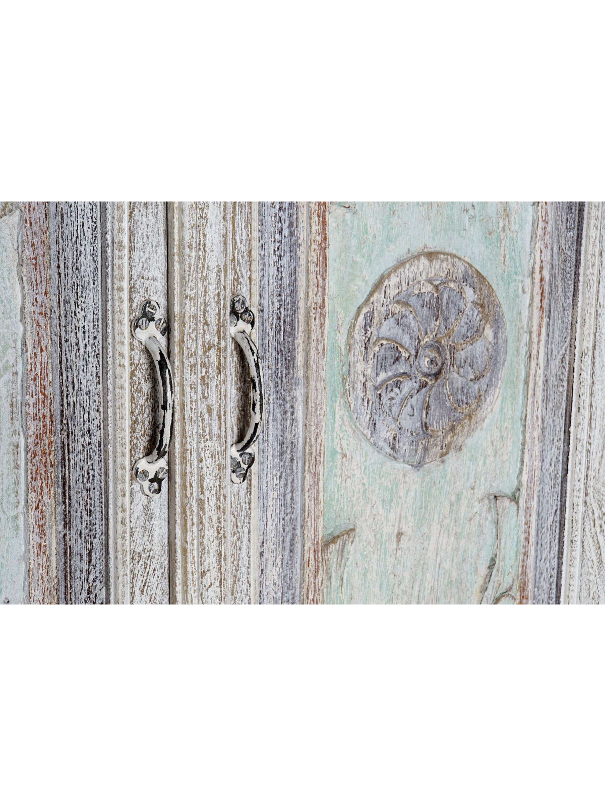 Armoire indienne blanchie