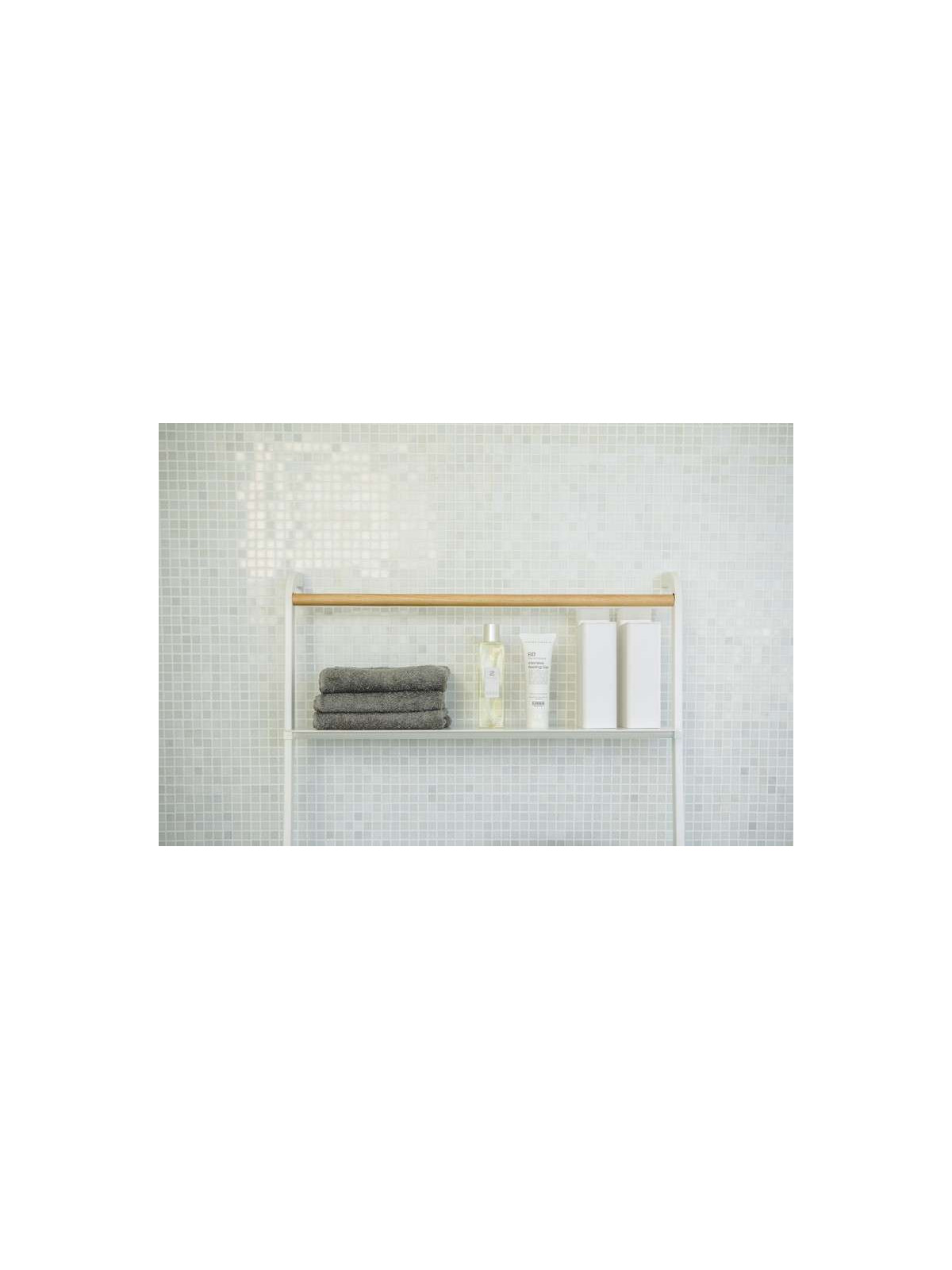 Echelle de rangement en acier blanc
