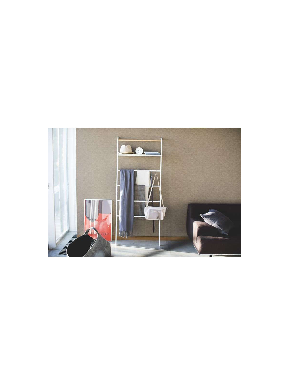 Echelle de rangement en acier blanc
