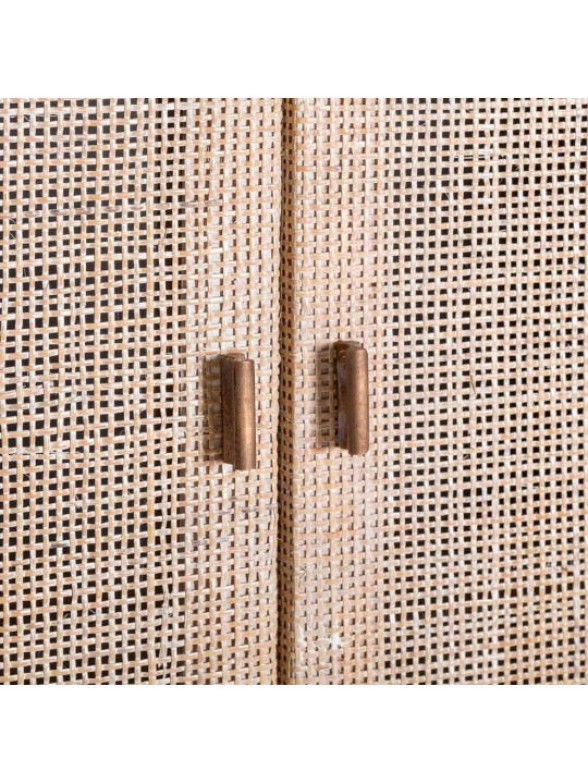 Armoire Neyra en bois de mindi blanchi Armoire Neyra en bois de mindi blanchi