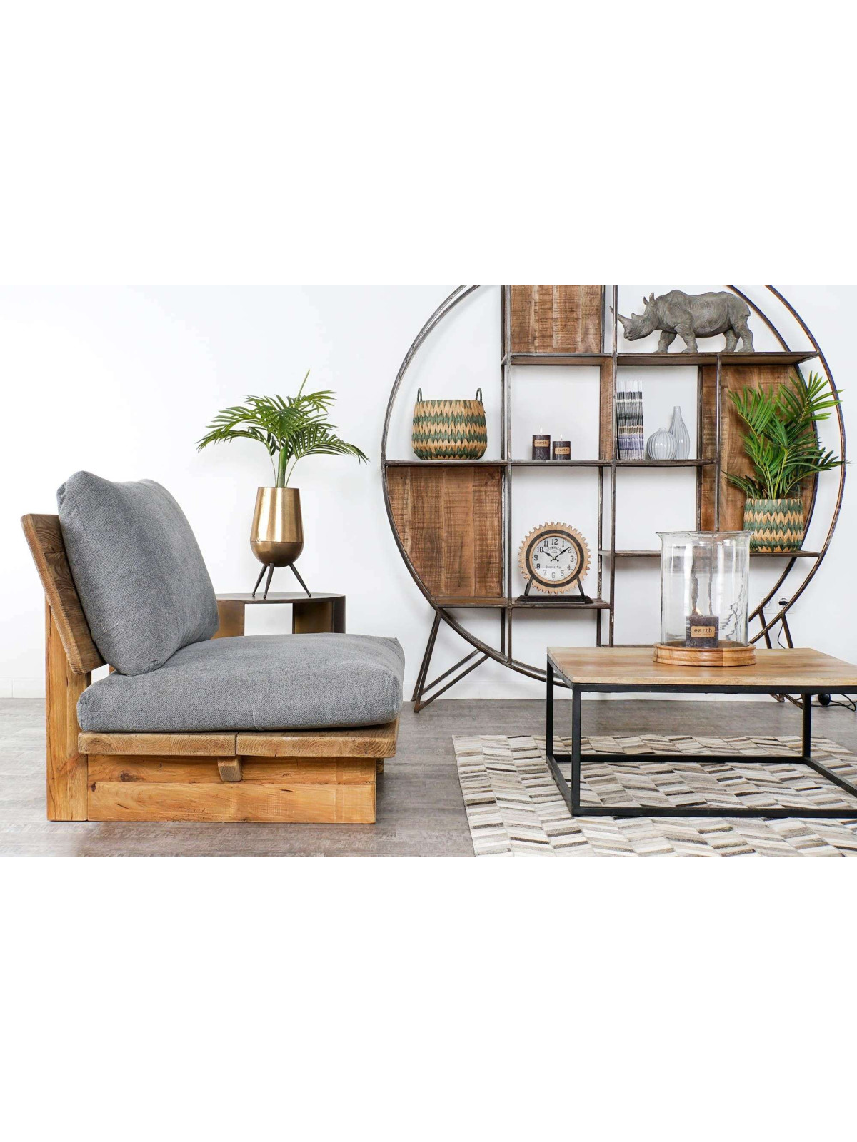 Fauteuil bas gris souris