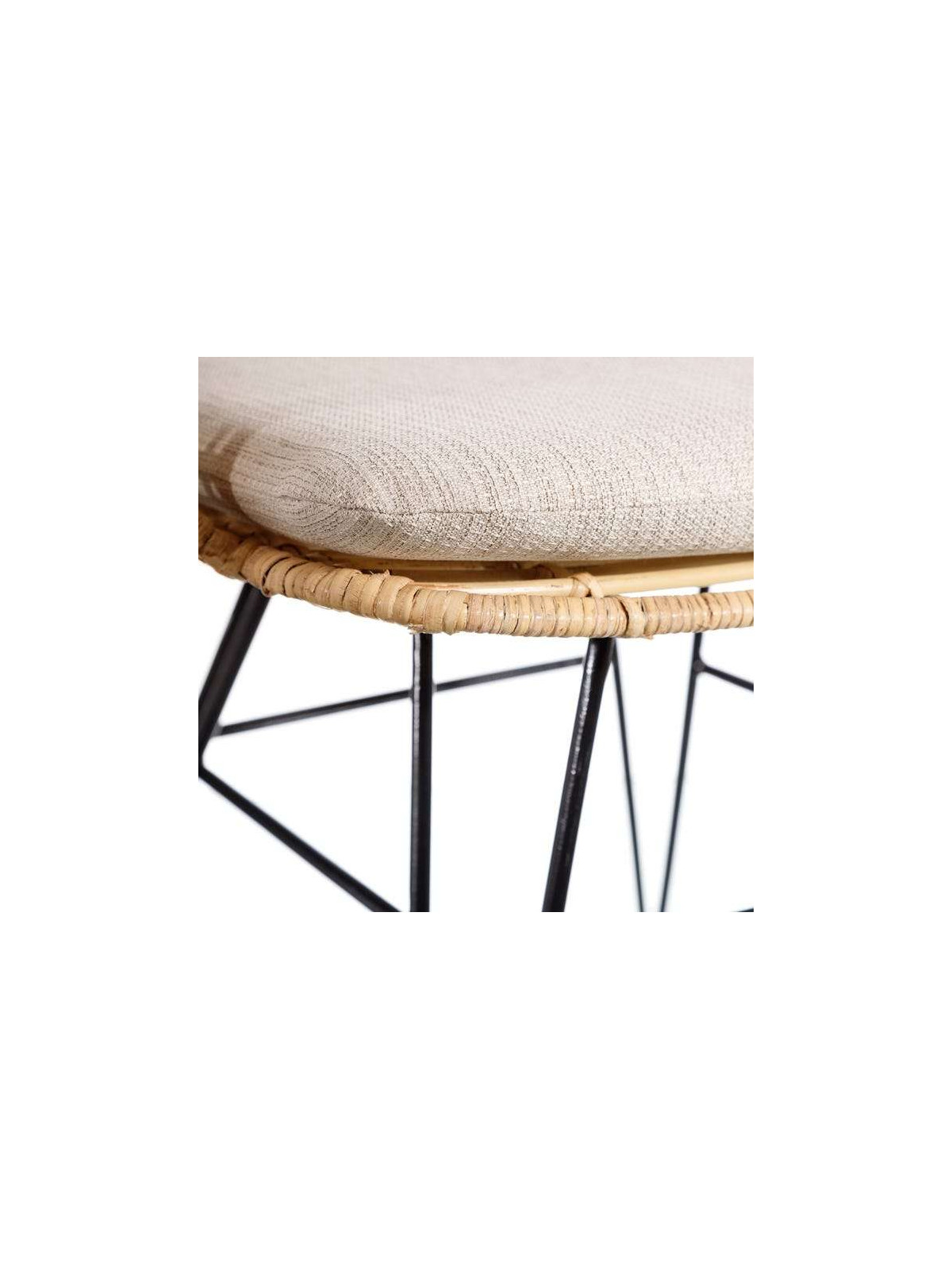 Chaise design en rotin naturel