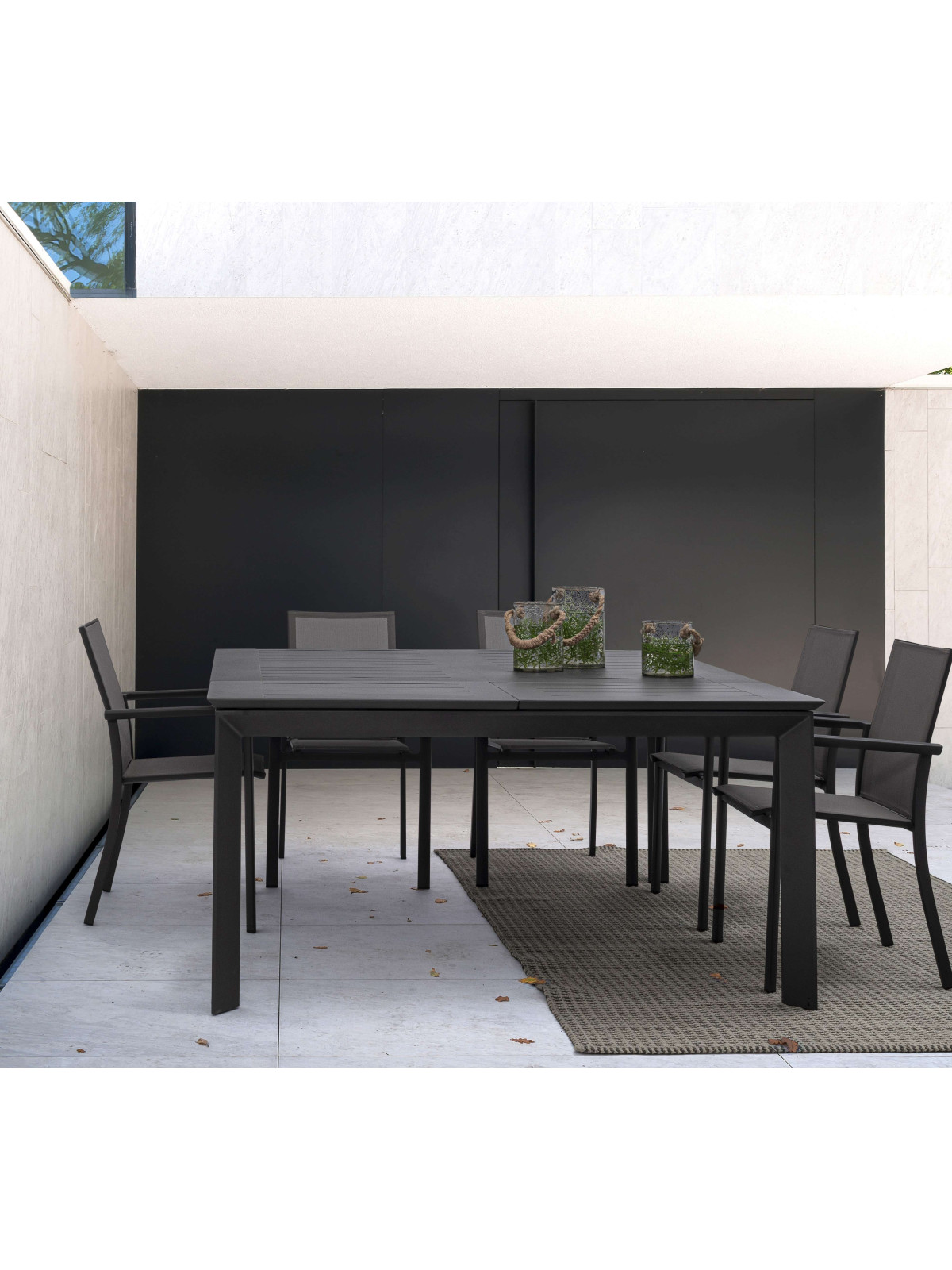 Table Konnor noire