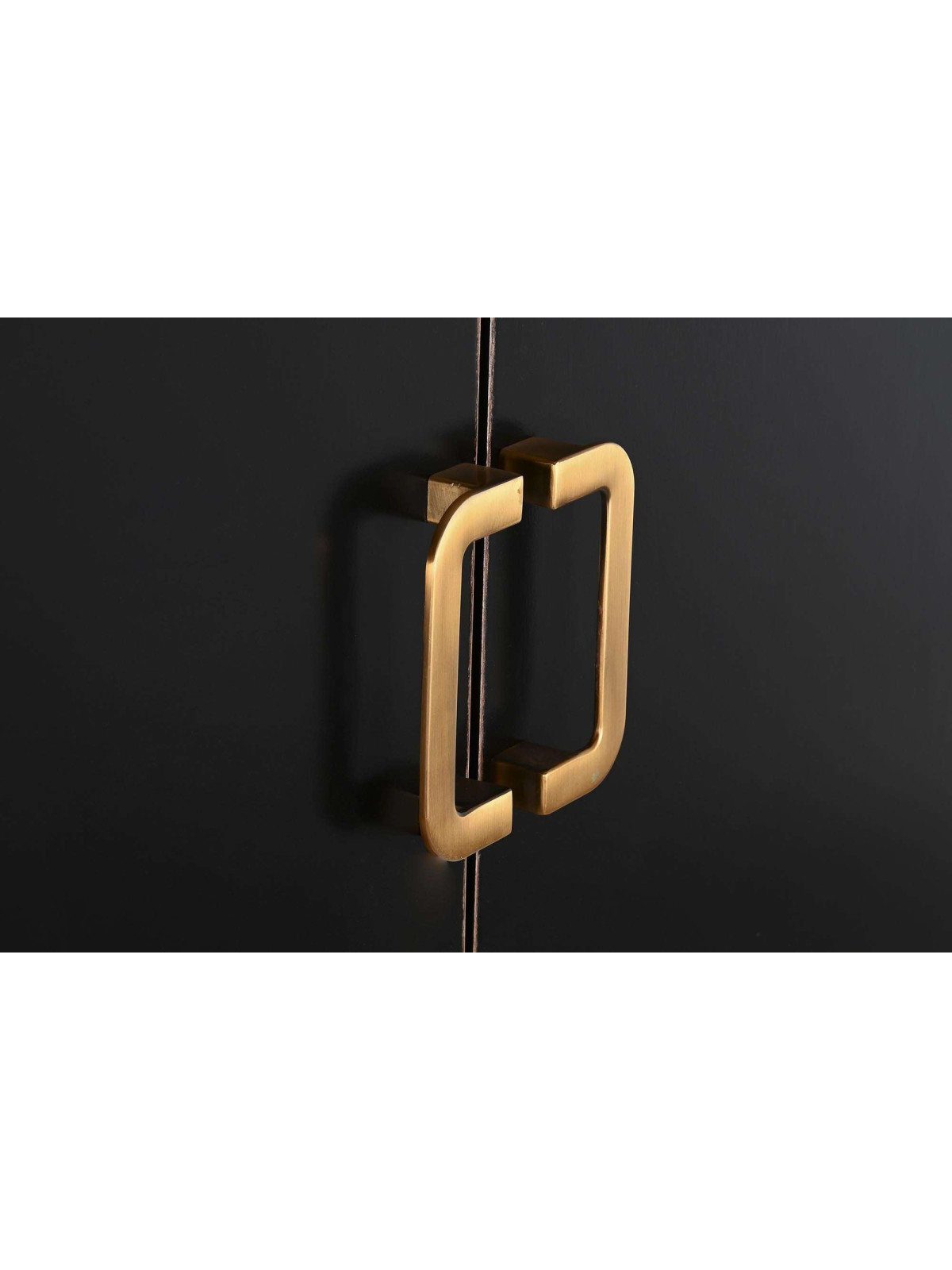 Armoire noire  Matal
