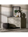 Commode Rimini crème en bois patiné Commode Rimini crème en bois patiné