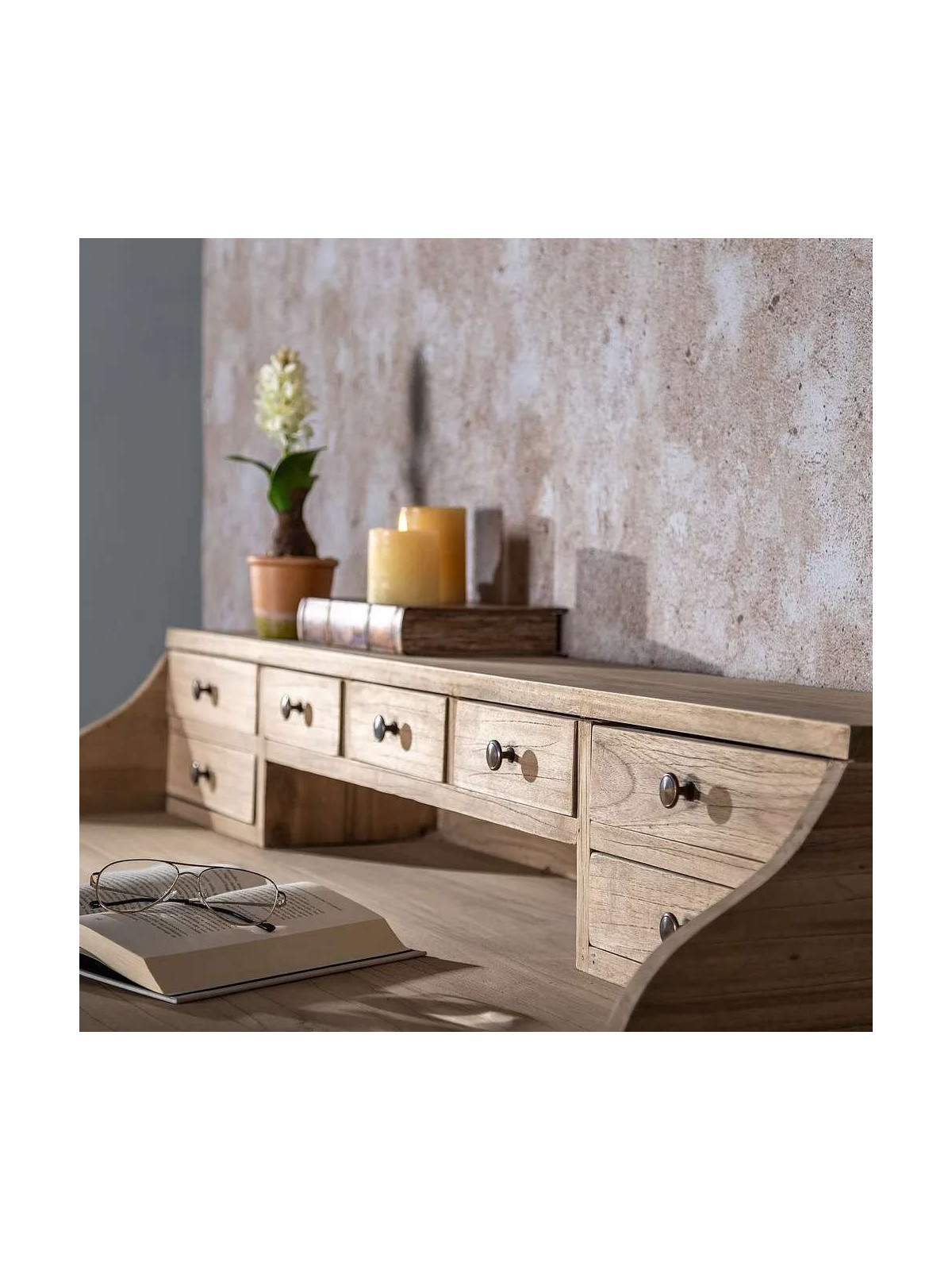 Bureau en bois de mindi